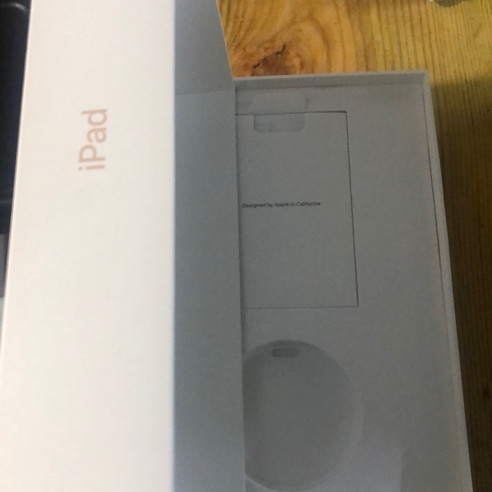 Ipad 7 generation Box